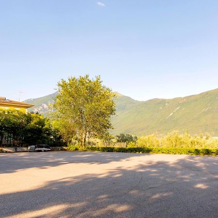 Appartamento Campagnola Mansardato Con Soppalco Рива-дель-Гарда Экстерьер фото